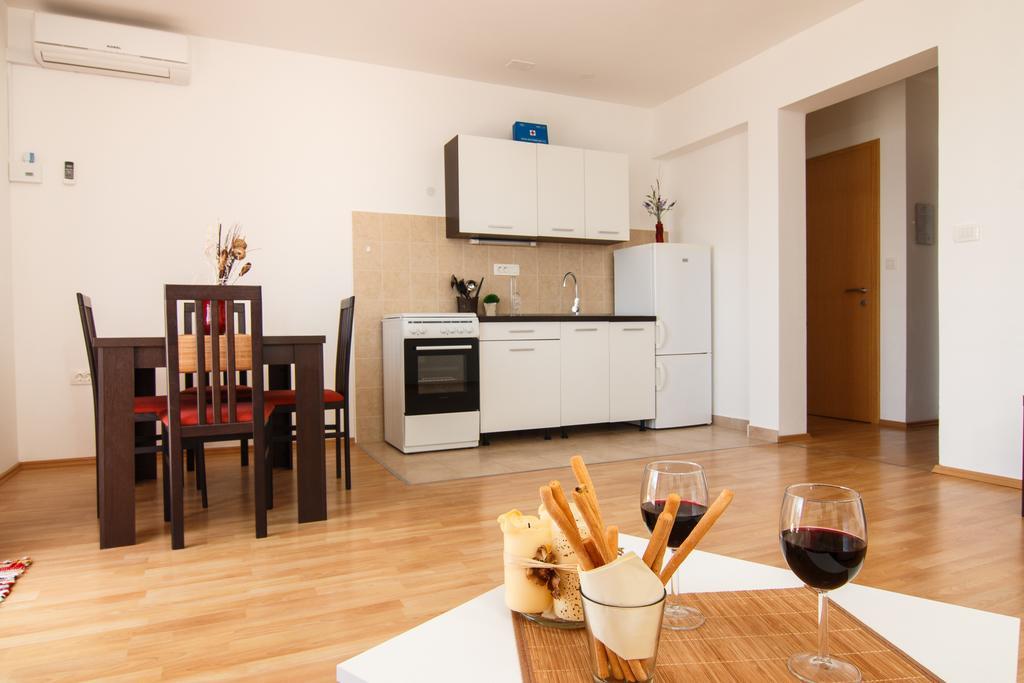 Apartments Villa Stari Koko Omis Ngoại thất bức ảnh